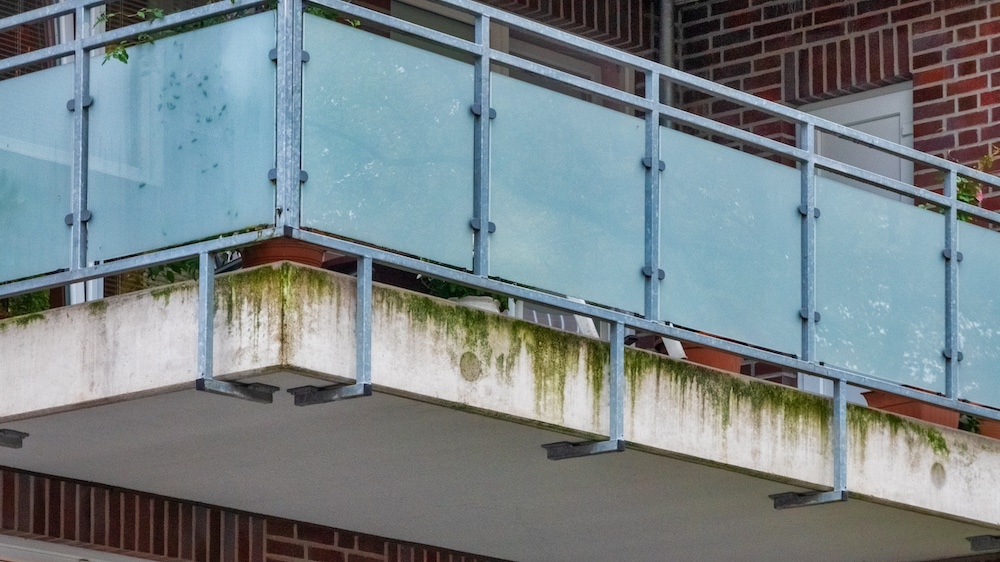 Water_Leaks_Balcony_MJ_Engineering_Projects